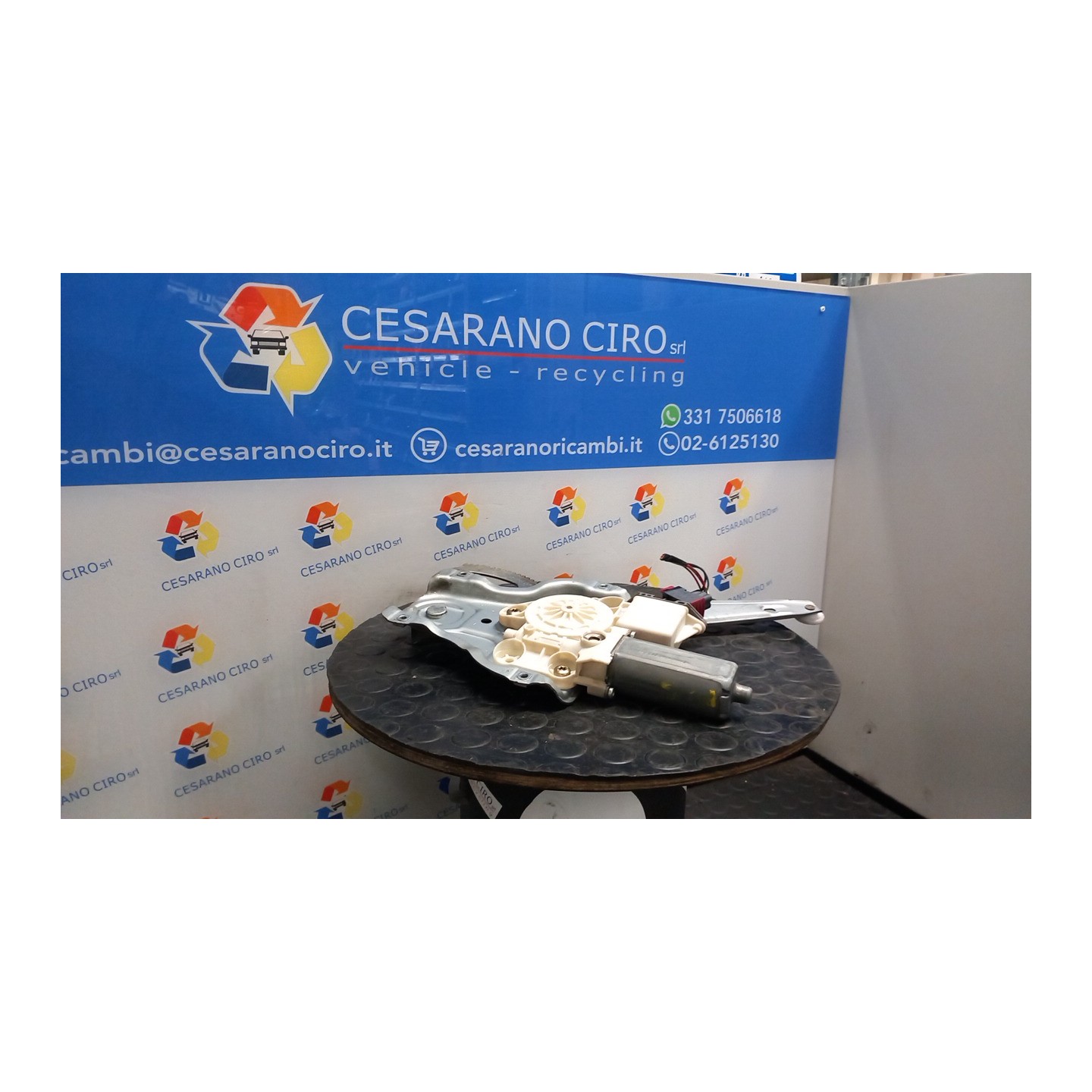 ALZACRISTALLO ELETTR. PORTA POST. C/MOTORINO SX. 084 TOYOTA AVENSIS (04/03-04/09) 1CDFTV 6984005100