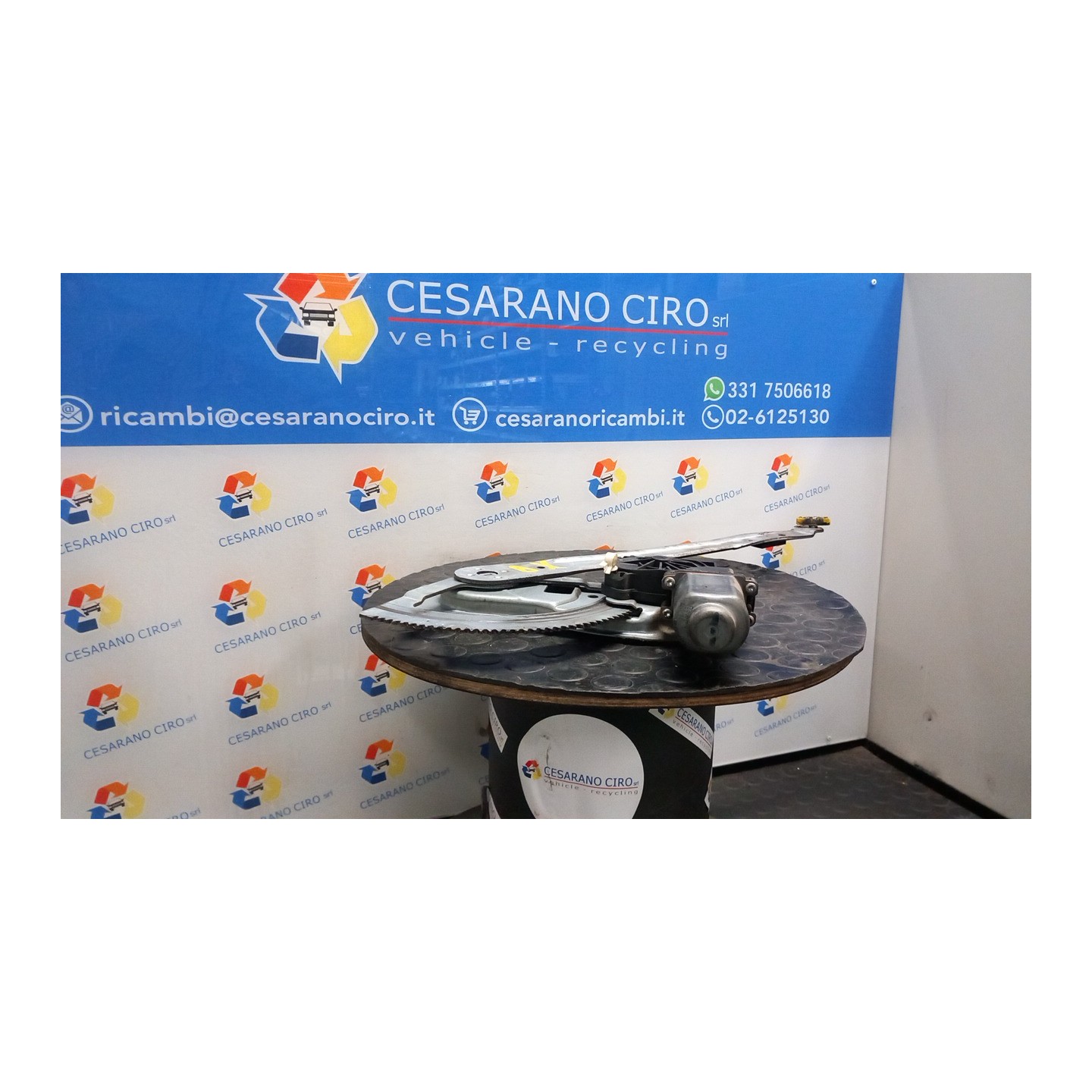 ALZACRISTALLO ELETTR. PORTA ANT. DX. 003 FORD TRANSIT (TT9) (06/06-) P8FB 1492722