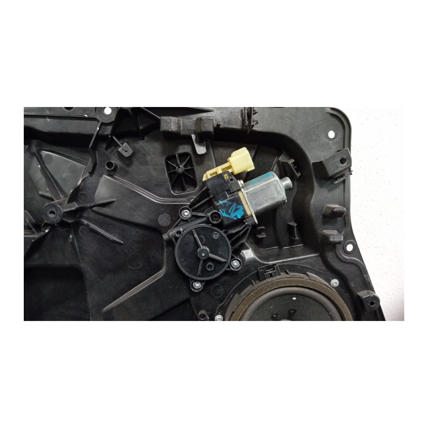 ALZACRISTALLO ELETTR. PORTA ANT. ELE SX. 041 FORD FIESTA (CB1) (09/08-10/13)  1837995