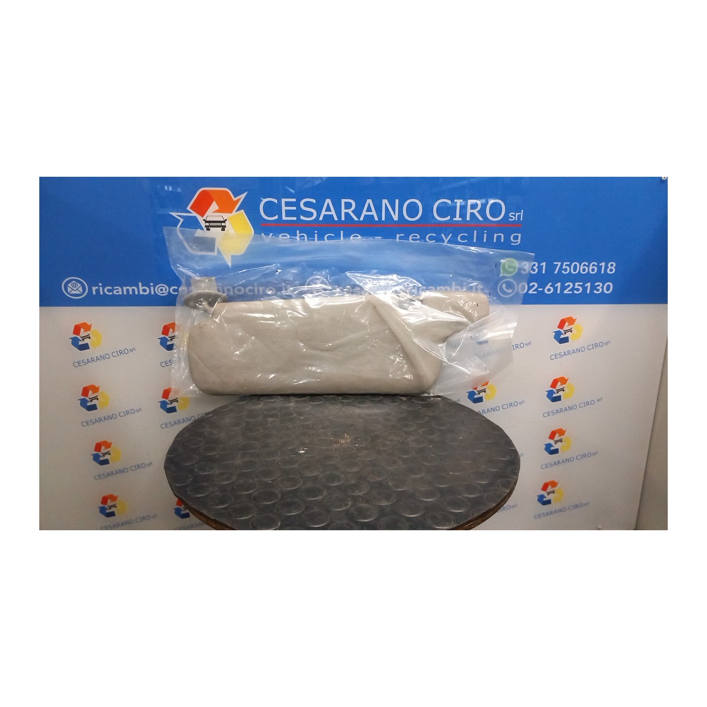 ALETTA PARASOLE PARABREZZA DX. 097 TOYOTA YARIS (03/99-11/05)     (JPP) 1SZFE 7431052041B0