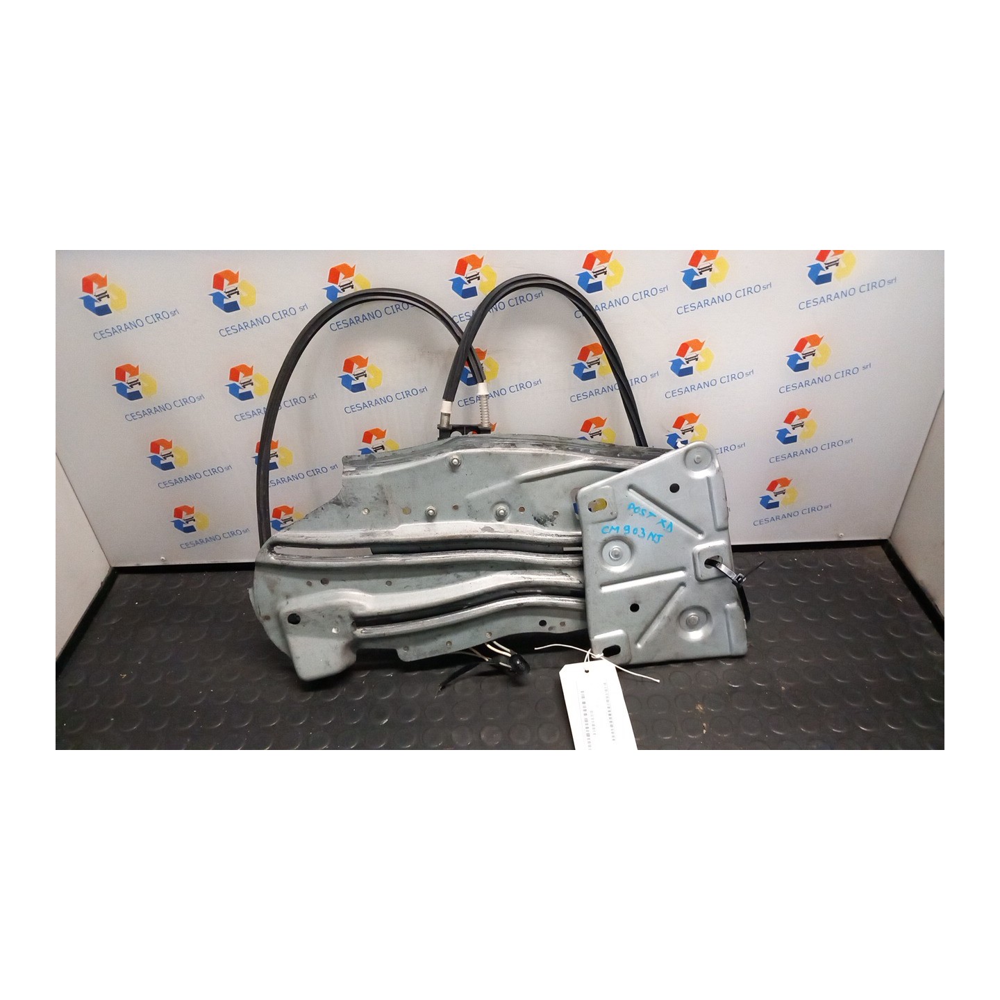 ALZACRISTALLO PARAFANGO POST. DX. 104 CITROEN C3 PLURIEL (05/03-11/10) KFV 922485