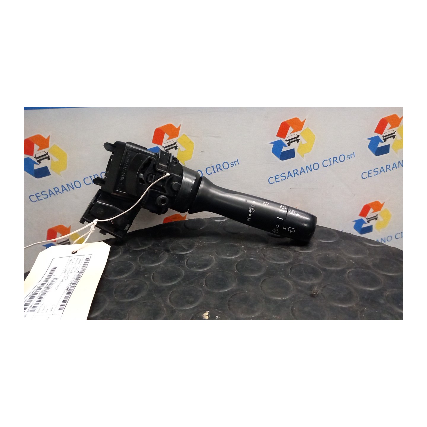 BLOCCO COMANDI TERGICRISTALLI 072 TOYOTA YARIS (09/11-02/15) 1NZFXE 846520D180