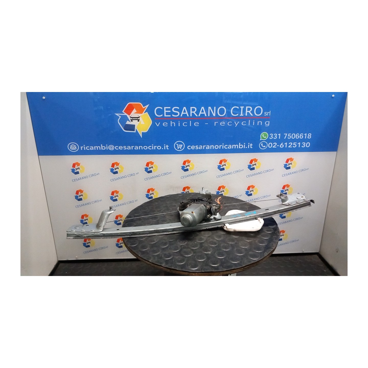 ALZACRISTALLO ELETTR. PORTA ANT. C/M SX. 043 DACIA LOGAN (05/08-10/12) K7MF7 8200901099