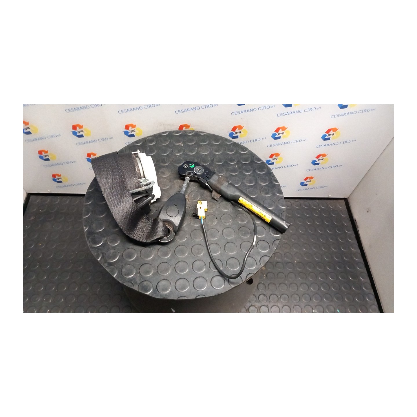 CINTURA DI SICUREZZA ANT. SX. 051 OPEL MERIVA (S10) (04/10-) A13DTE 13344209
