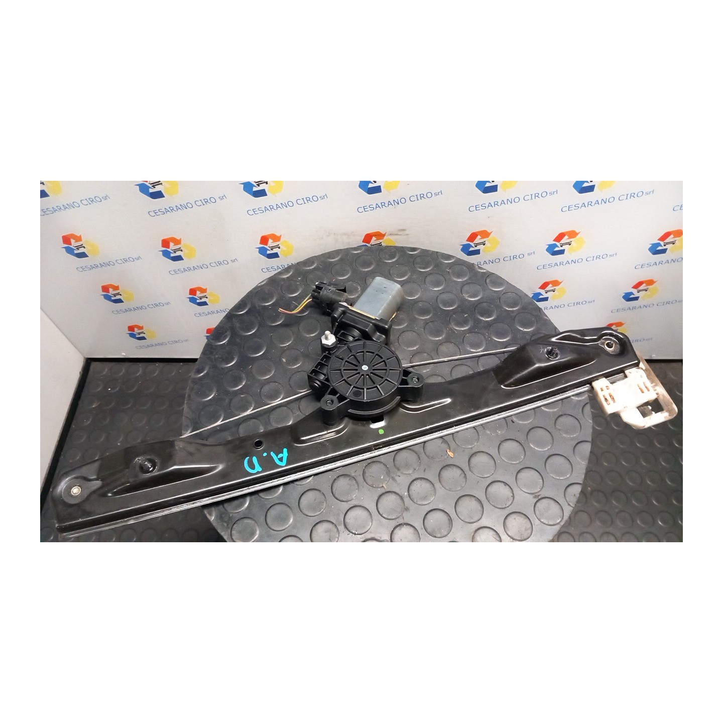 ALZACRISTALLO ELETTR. PORTA ANT. C/MOTORINO DX. 102 FIAT PANDA (33) (12/11-04/17) 169A4000 52076549