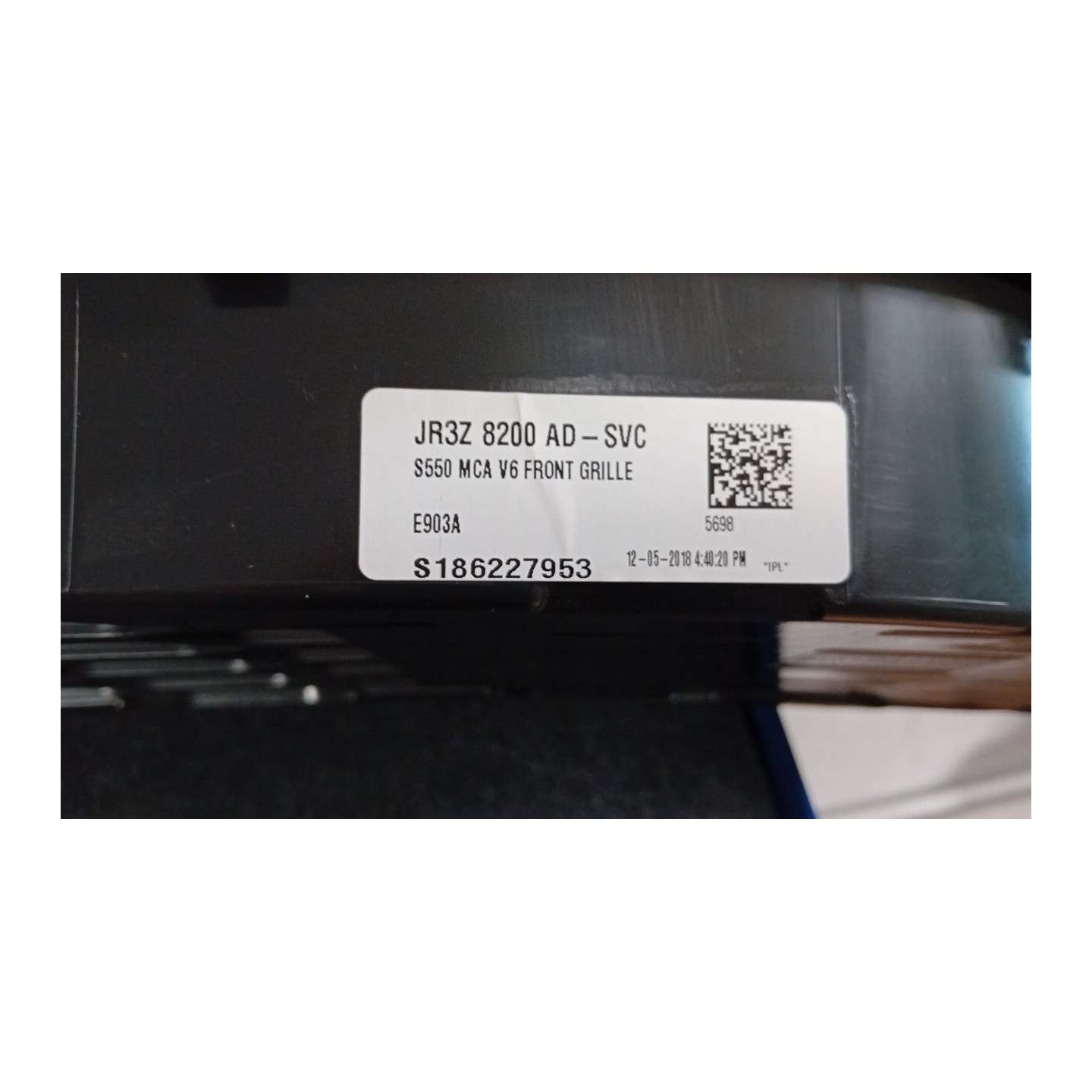 GRIGLIA C/SAGOM. IN TINTA 012 FORD MUSTANG (CZG) (01/15-)  5348716