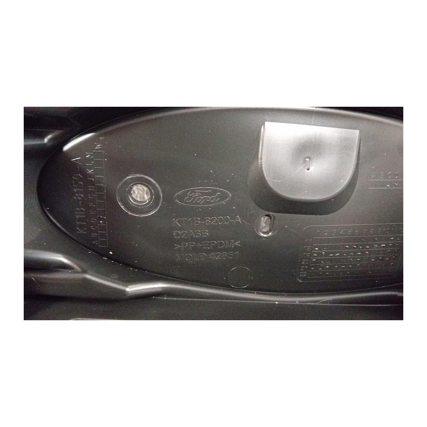 GRIGLIA NR.1 034 FORD TRANSIT CONNECT COMBI (05/18-)  2279462