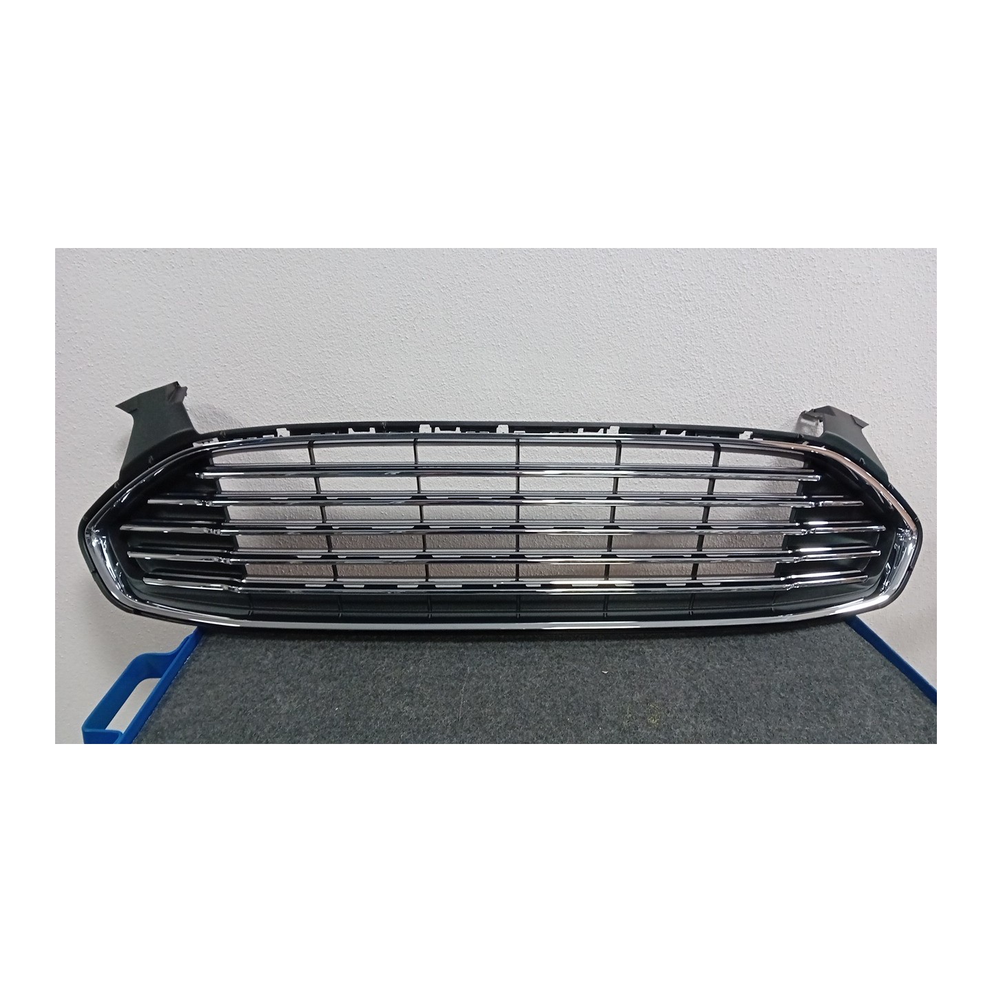 GRIGLIA P/SERIE 5/10/20/25 035 FORD MONDEO (CNG) (10/14-10/19)  2008162