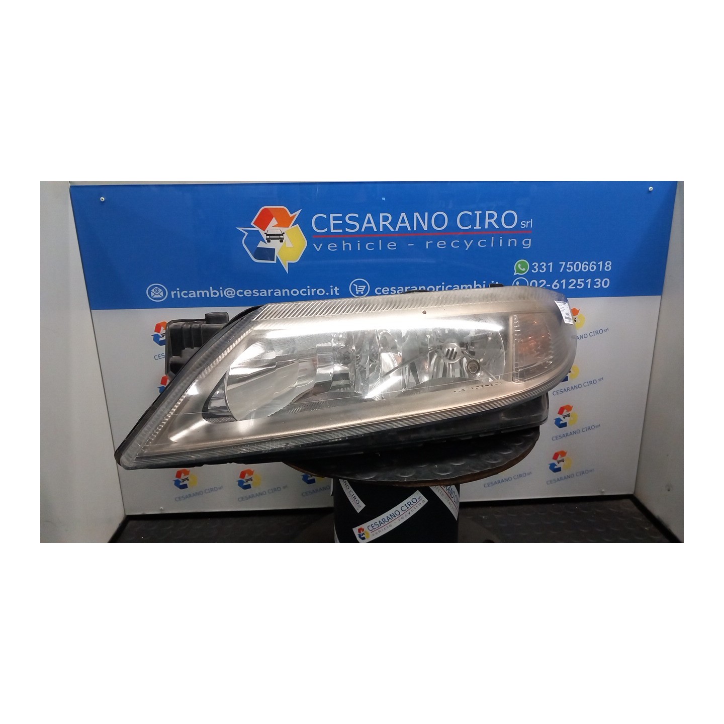 PROIETTORE SX. 099 RENAULT LAGUNA 2A SERIE (03/01-09/07) F4PC7 7701048927