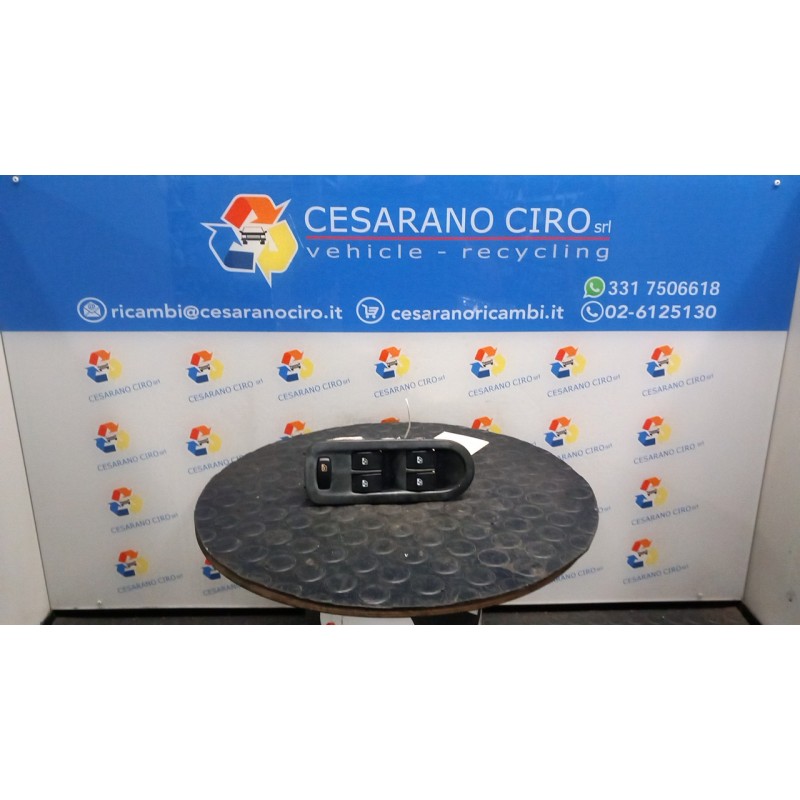 BLOCCO COMANDI ALZACRISTALLI 106 RENAULT SCENIC 2A SERIE (06/03-08/09) F9QE8 NB3721019041015