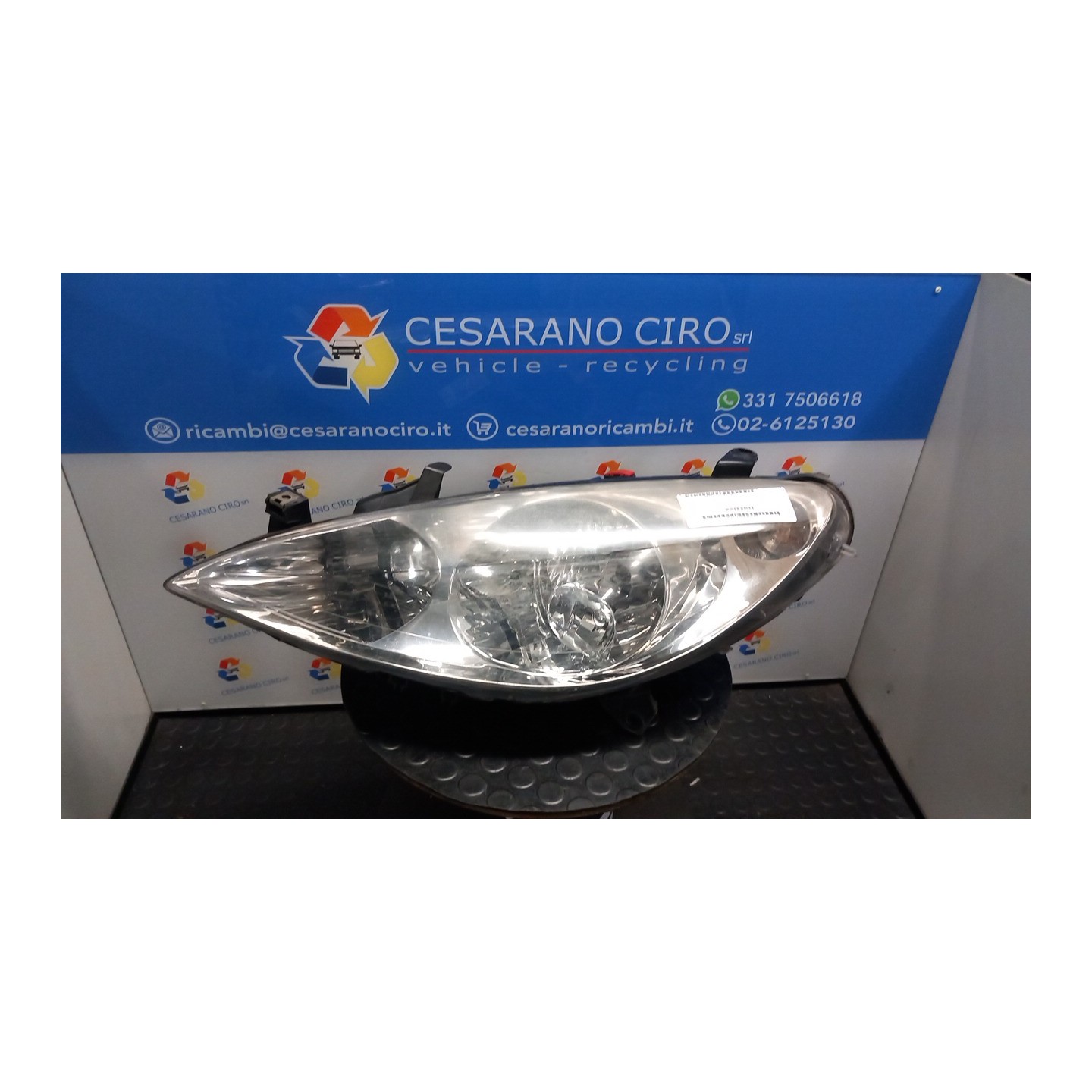 PROIETTORE S/FENDINEBBIA VALEO SX. 076 PEUGEOT 307 (04/01-12/06) NFU 6204Z2