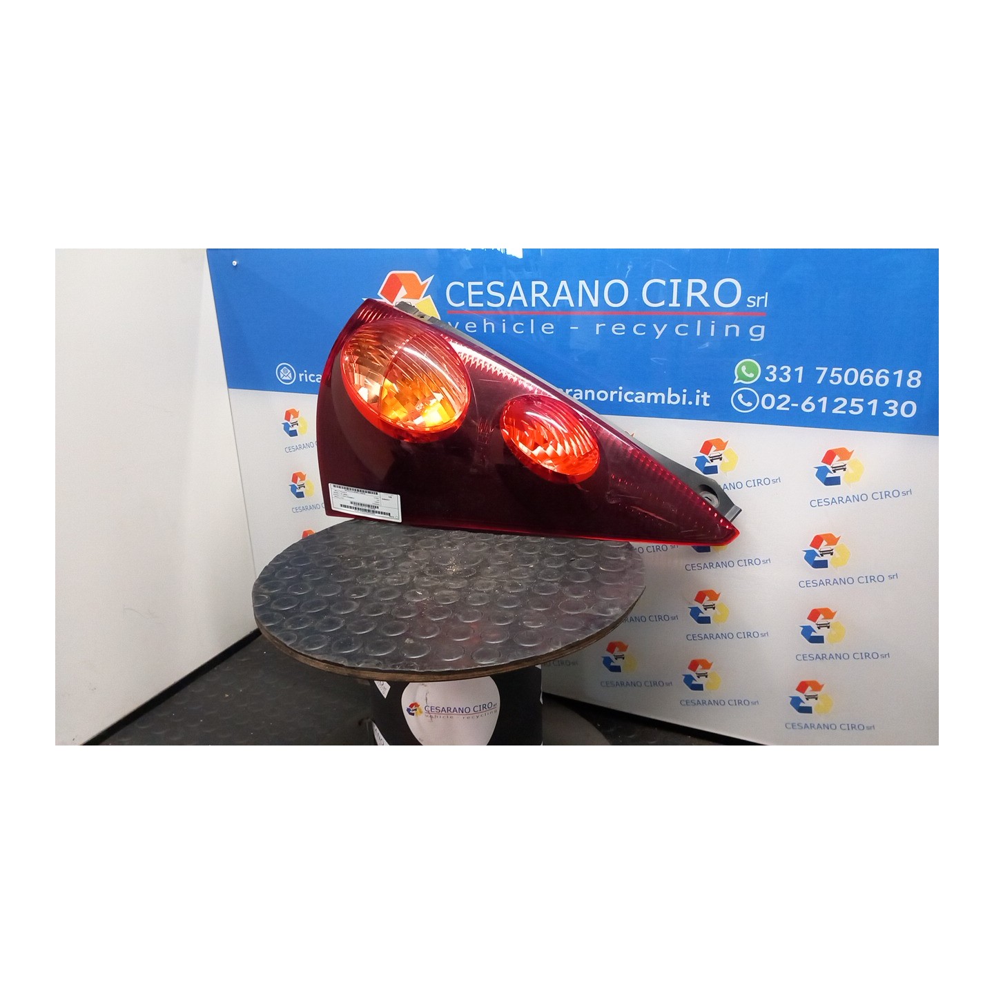 FANALE POST. DX. 039 PEUGEOT 107 (06/05-) 1KR 1607990380