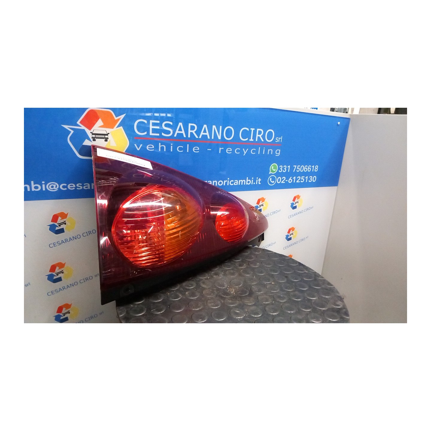 FANALE POST. SX. 040 PEUGEOT 107 (06/05-) 1KR 1607990580