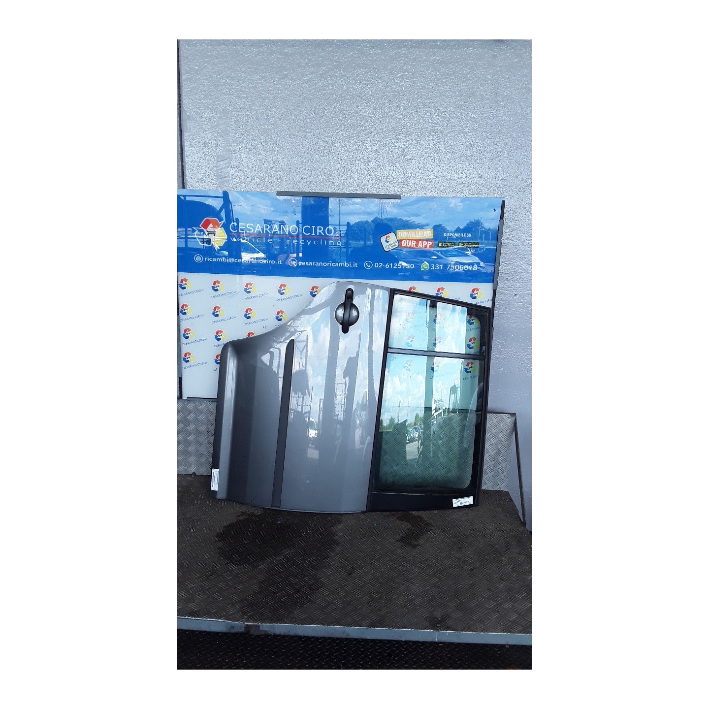PORTA POST. DX. 068 VOLKSWAGEN TOURAN (1T) (08/10-) CAY 1T0833056S
