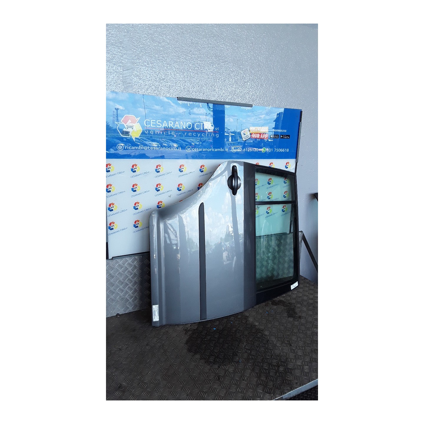 PORTA POST. DX. 068 VOLKSWAGEN TOURAN (1T) (08/10-) CAY 1T0833056S