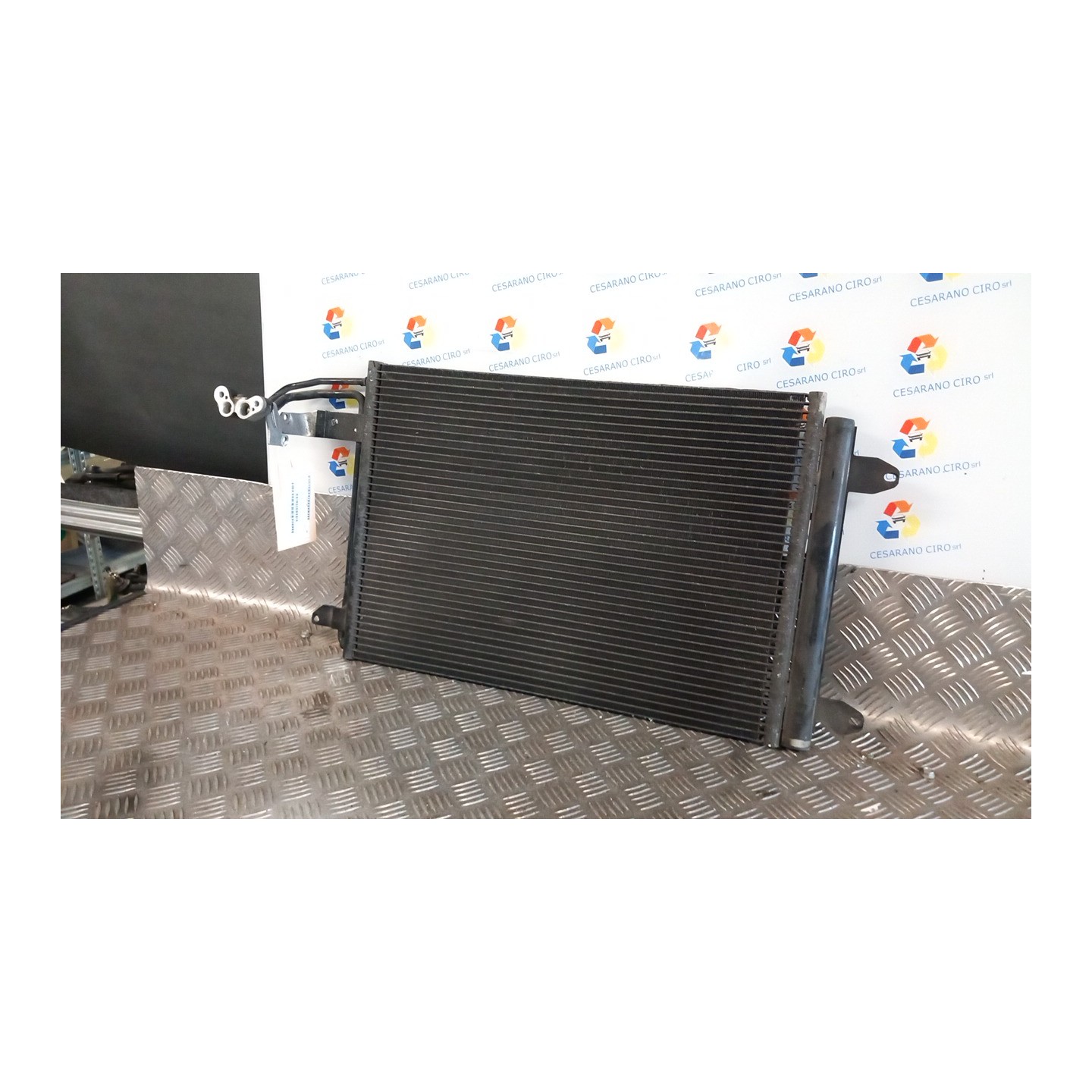 CONDENSATORE A/C C/SERBATOIO LIQUIDO 017 SEAT LEON (1P) (06/05-02/13) CAX 1K0820411H