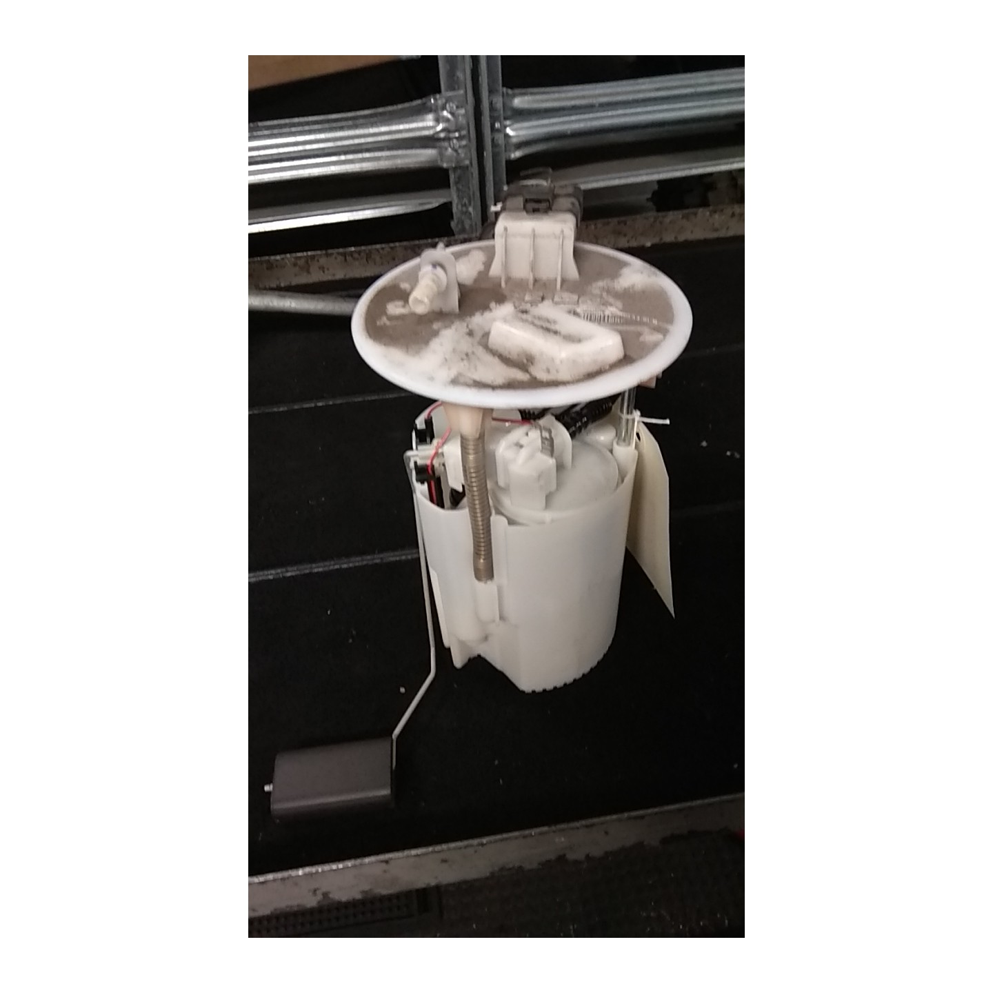 POMPA CARBURANTE C/TRASDUTTORE (GALLEGGIANTE) 007 SMART FORTWO (C453) (07/14-) H4B A4534700294