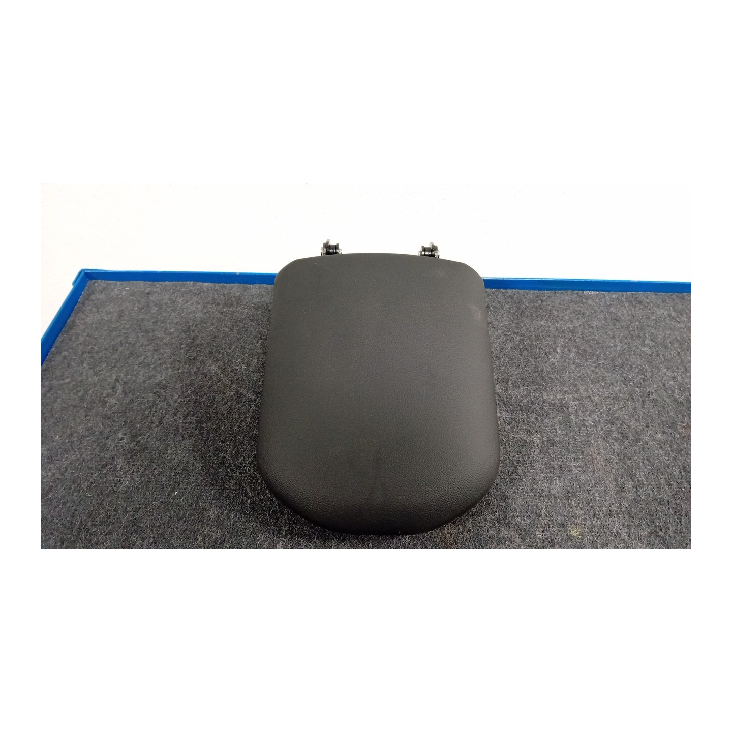 APPOGGIABRACCIO SEDILE ANT. CONSOLLE 002 KIA SPORTAGE 5A SERIE (12/21-)  84660R2000CR3