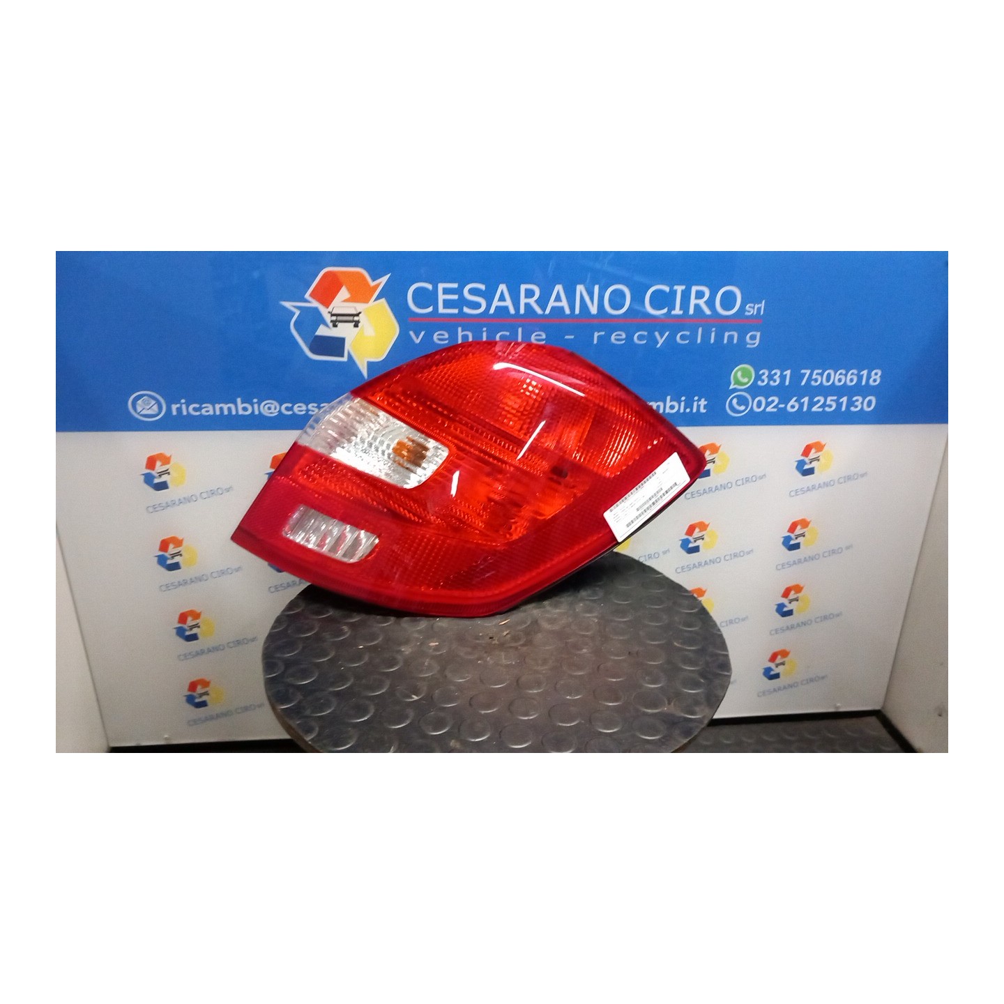 FANALE POST. DX. 047 SKODA FABIA (54) (04/07-03/15) CAYA 5J6945112