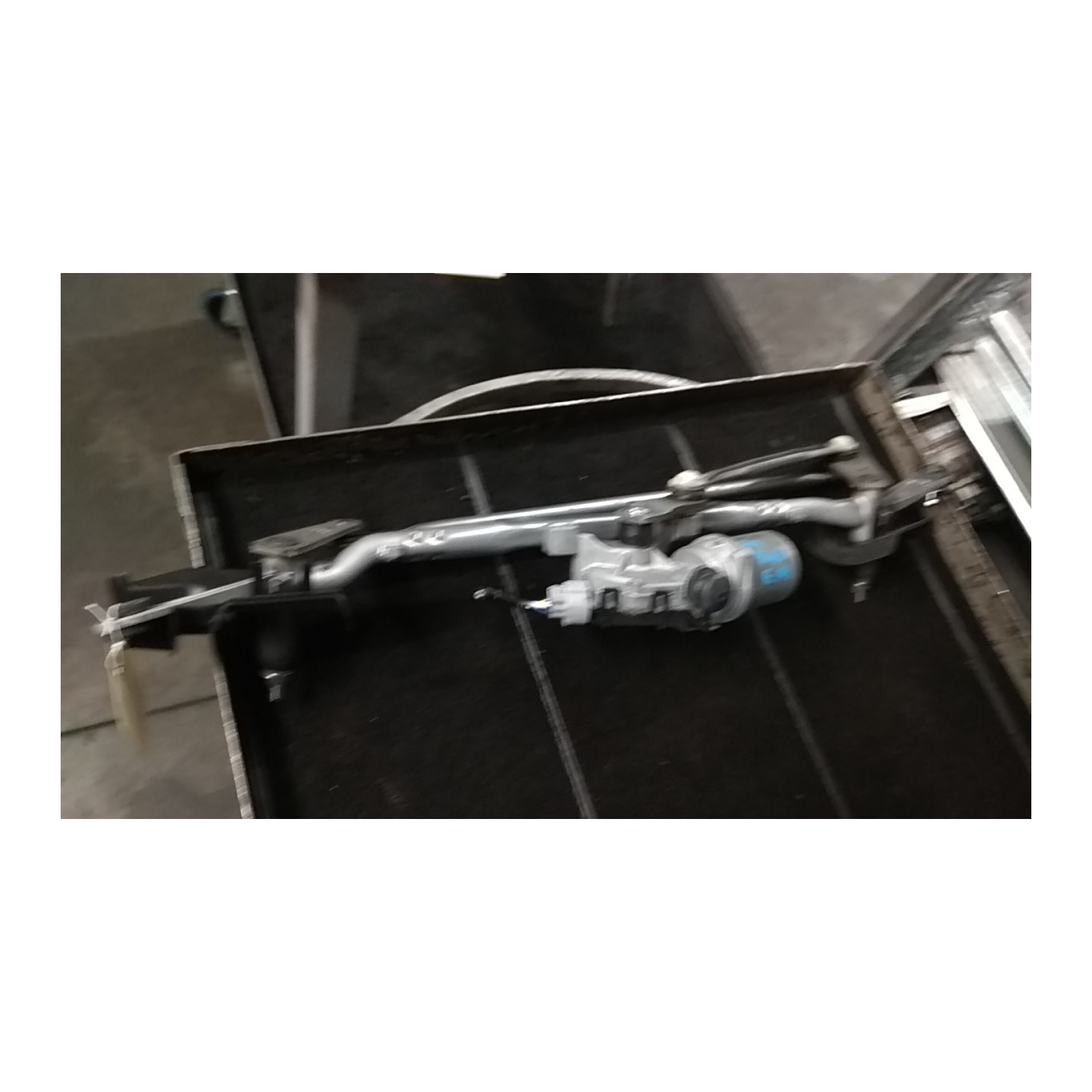 MECCANISMO TERGIPARABREZZA CON MOTORINO 016 SUZUKI IGNIS (10/16-) K12C 3810062R00000
