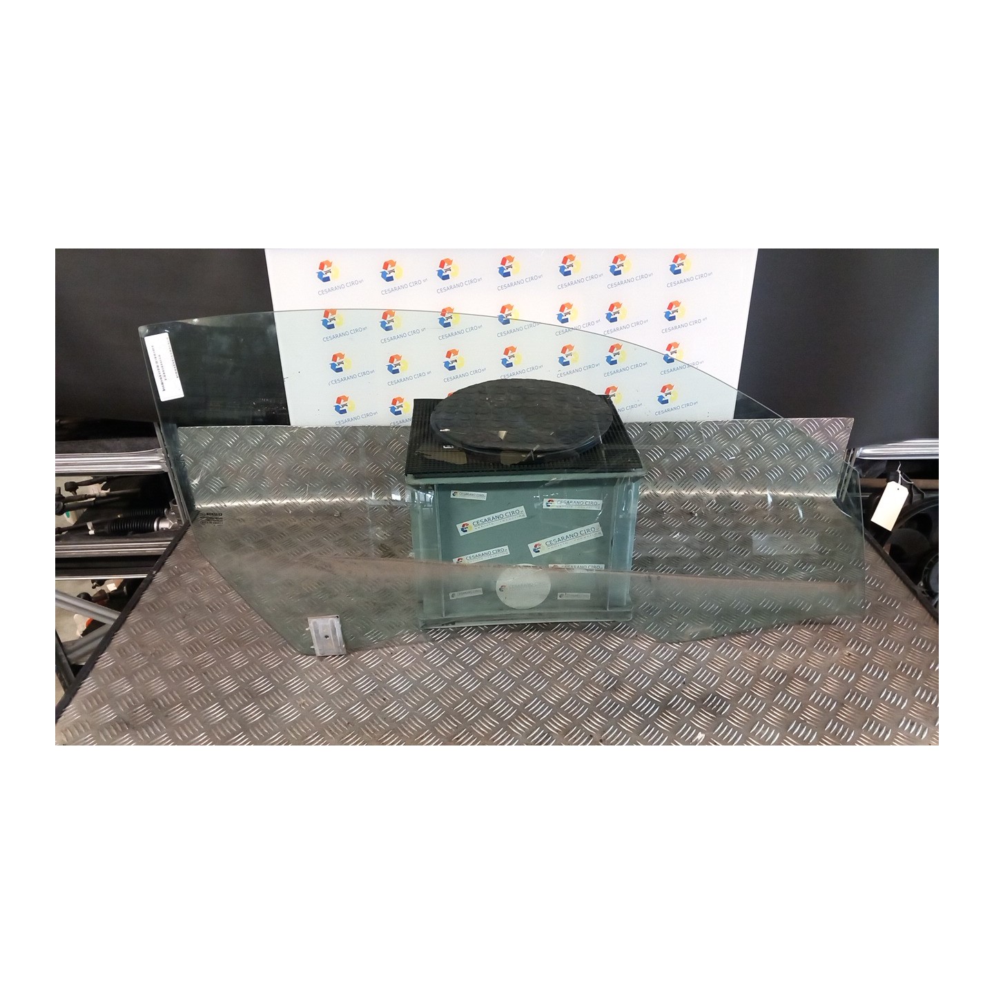 SCENDENTE PORTA ANT. DX. 008 RENAULT MEGANE C+C 2A SERIE (02/06-) K4MD8 8200094793
