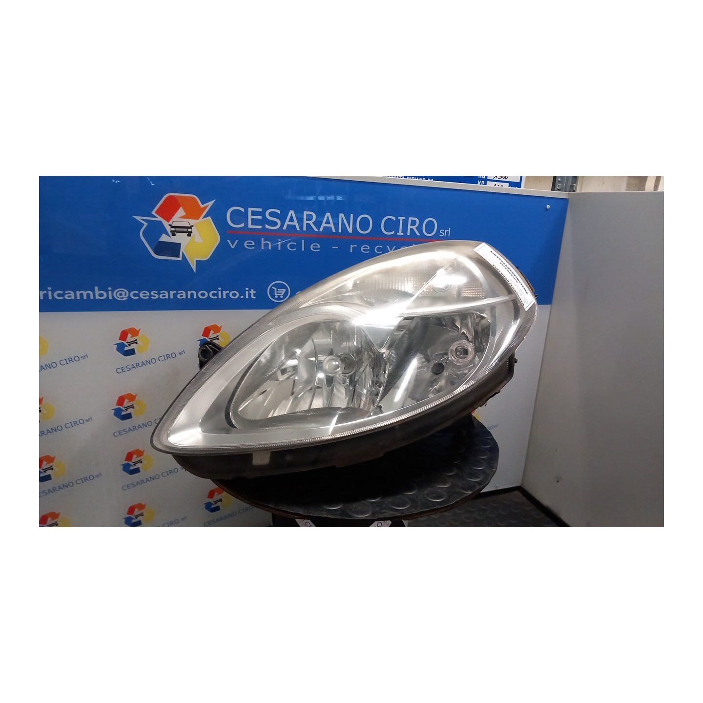 PROIETTORE SX. 109 LANCIA YPSILON (TE) (06/03-09/06) 188A4000 51774224