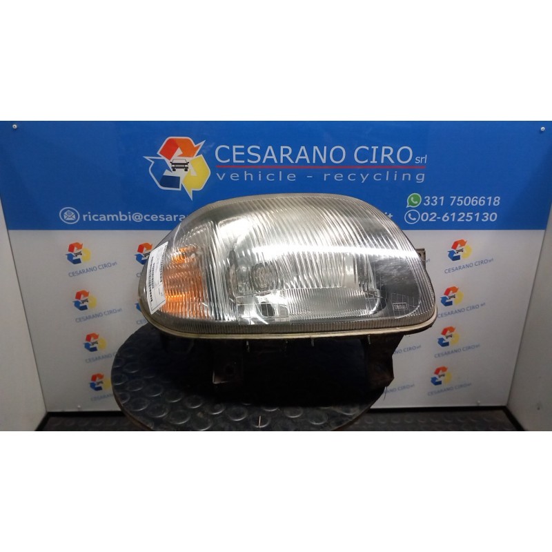 PROIETTORE DX. 053 RENAULT CLIO 2A SERIE (05/01-11/10) D7FG7 7701057658