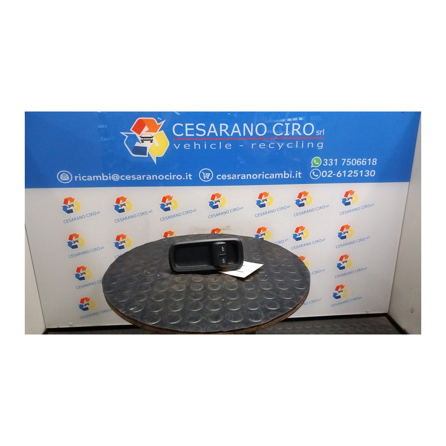BLOCCO COMANDI ALZACRISTALLI C/FINESTRINI POST. MANUALI 020 FORD FIESTA (CB1) (09/08-10/13) RTJA 1547736
