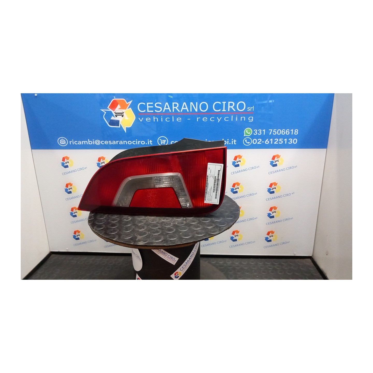 FANALE POST. SX. 041 VOLKSWAGEN UP! (1S) (11/11-10/16) CHY 1S0945095G