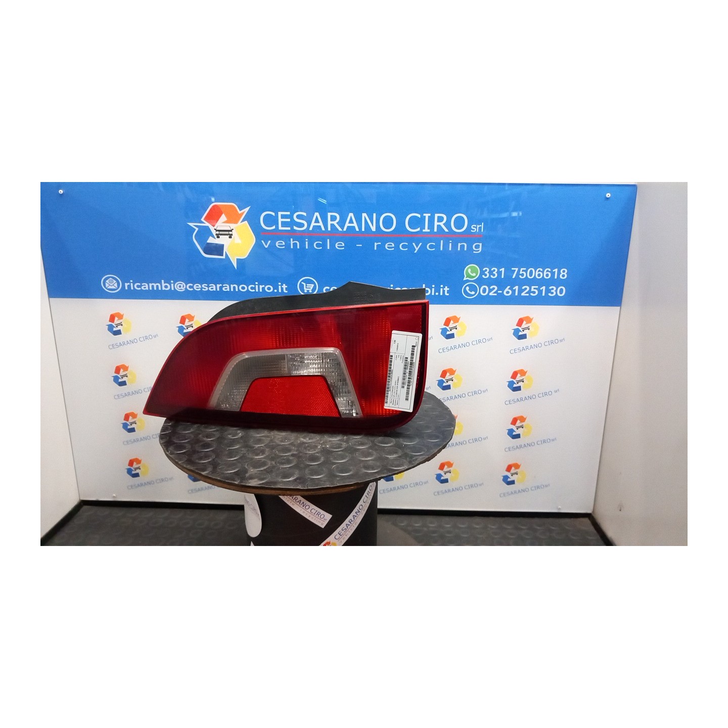FANALE POST. SX. 041 VOLKSWAGEN UP! (1S) (11/11-10/16) CHY 1S0945095G