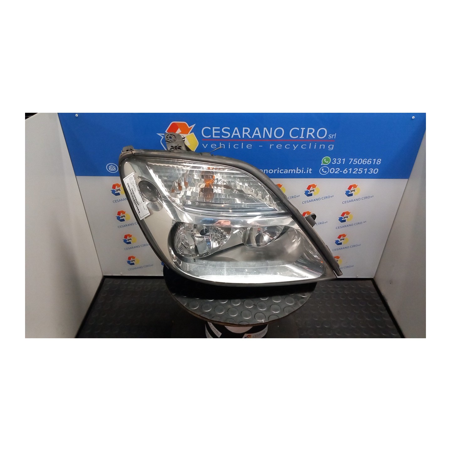 PROIETTORE DX. 024 RENAULT SCENIC (03/99-05/03) K4MA7 7701047600