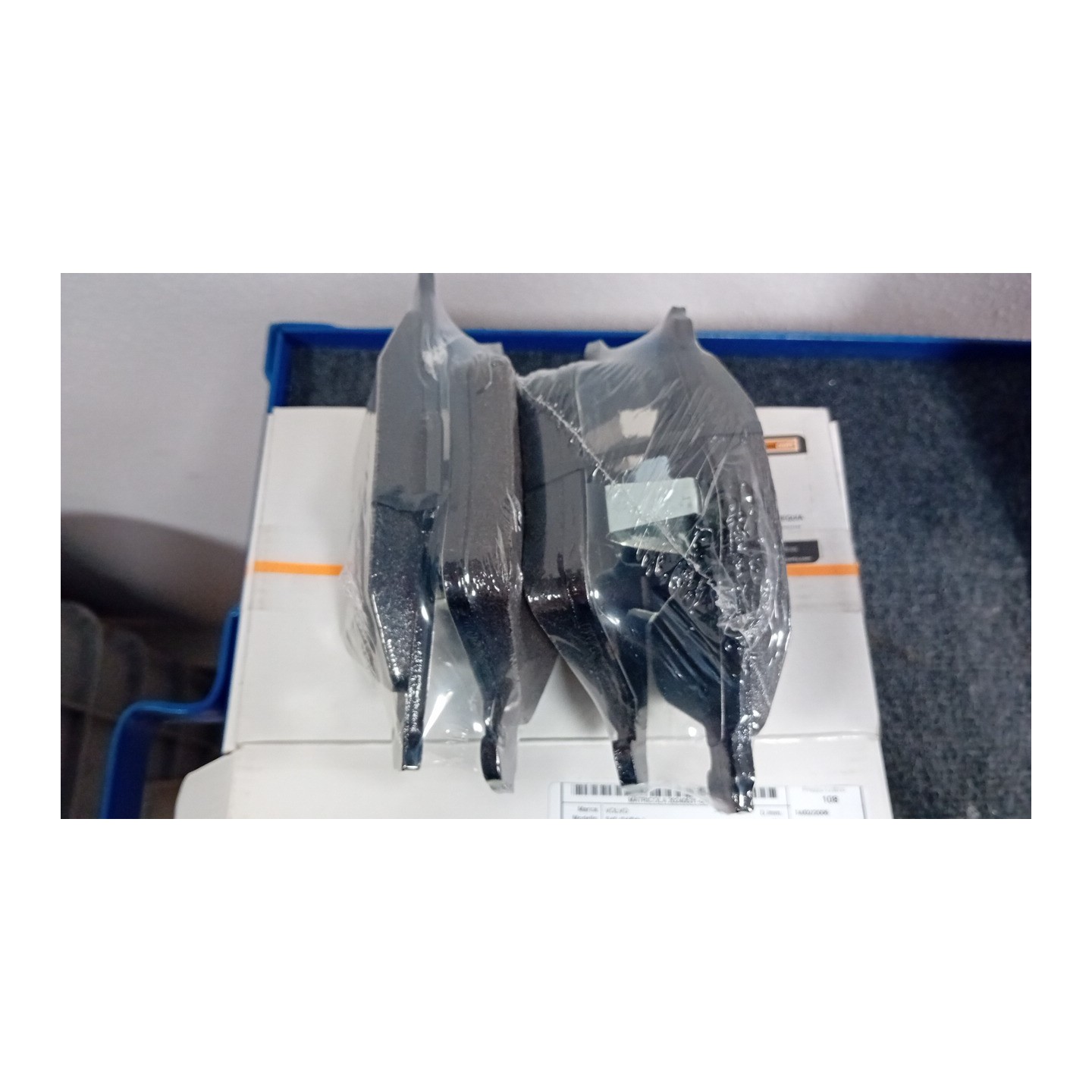SERIE PASTIGLIE FRENI ANT. 16,5 039 VOLVO S40 (04/04-)  30742029