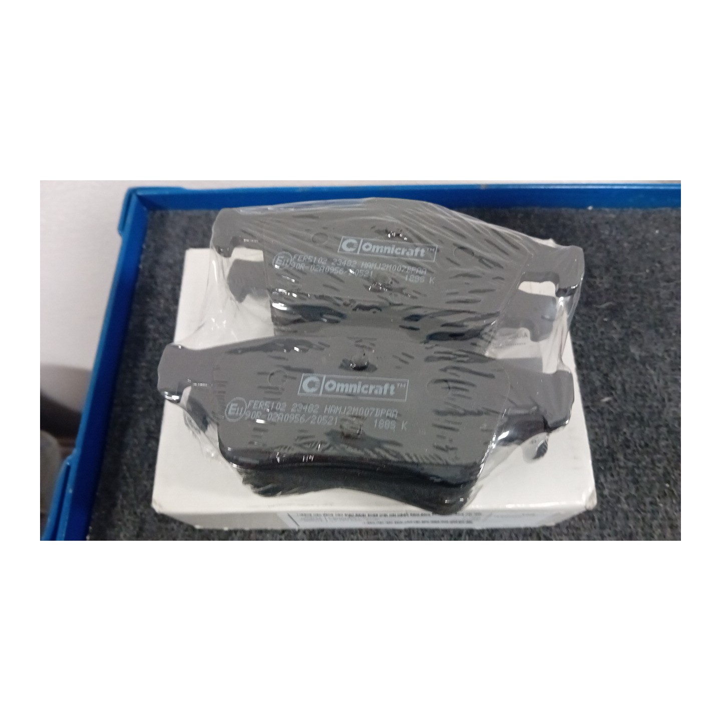 SERIE PASTIGLIE FRENI POST. 072 RENAULT LAGUNA 2A SERIE (03/01-09/07)  7701207996