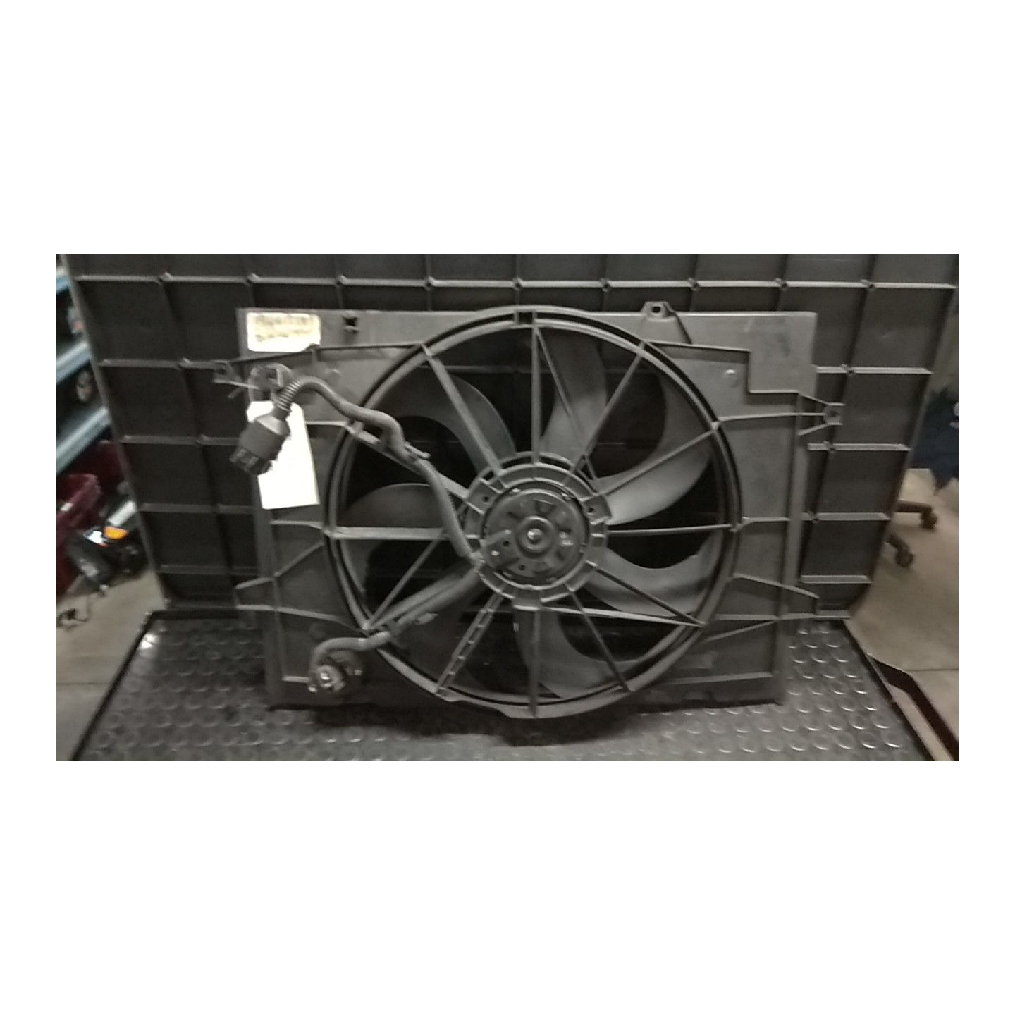 ELETTROVENTOLA CON SUPPORTO DCC 009 HYUNDAI TUCSON (07/04-) D4EA 253801F251