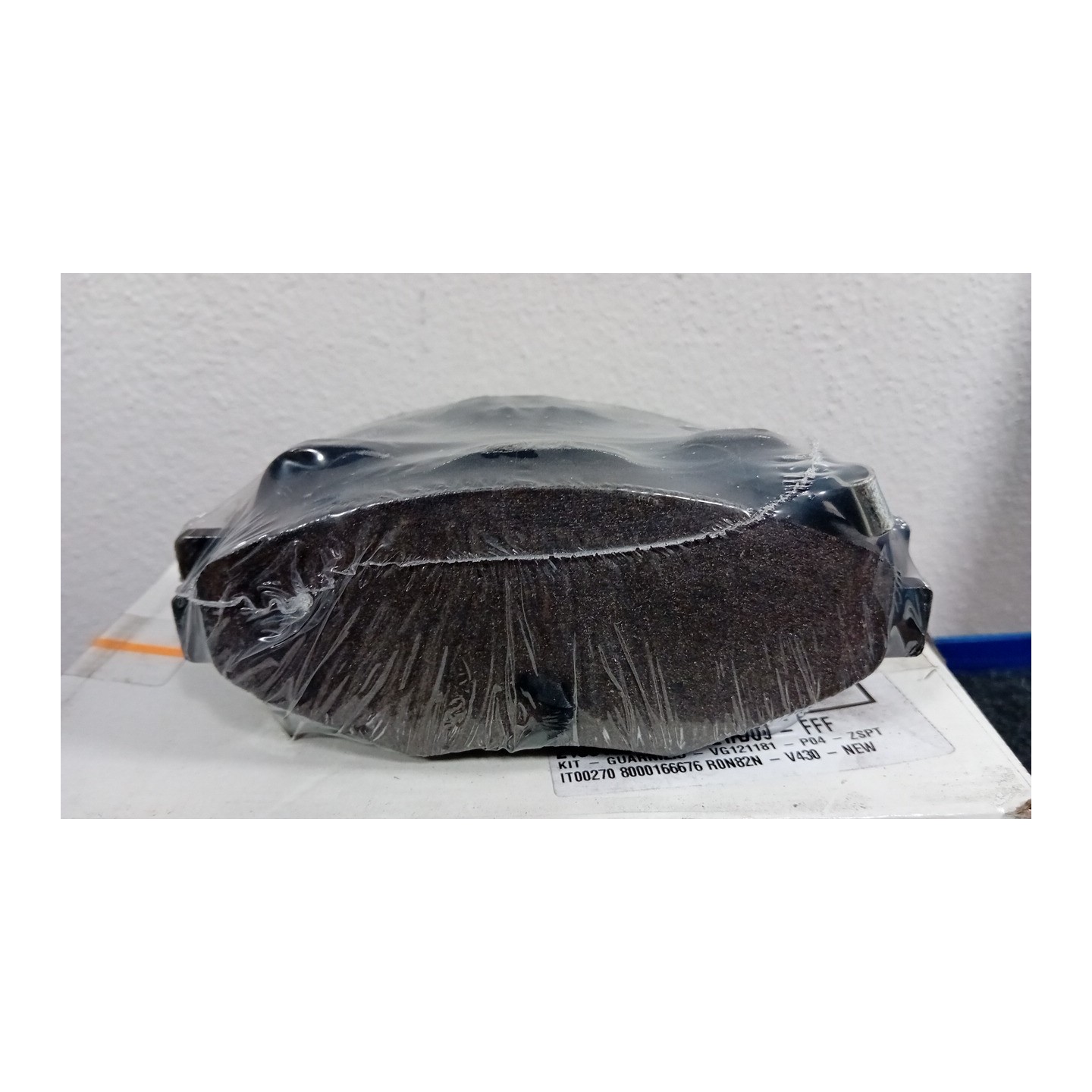 SERIE PASTIGLIE FRENI ANT. 187 TOYOTA AVENSIS (04/03-04/09)  0446505221