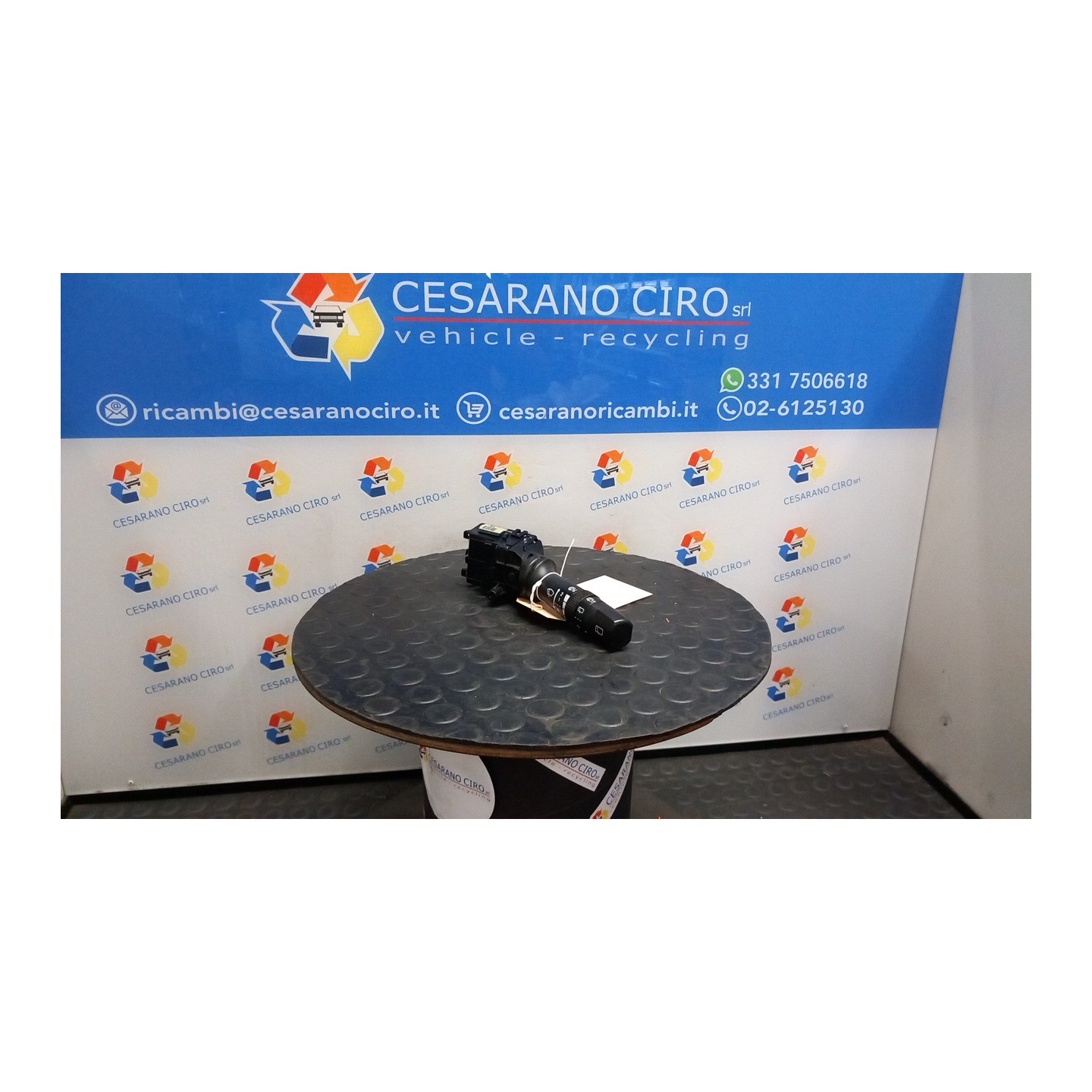 BLOCCO COMANDI TERGICRISTALLI 009 KIA RIO 3A SERIE (08/11-09/15) D3FA 934203S510