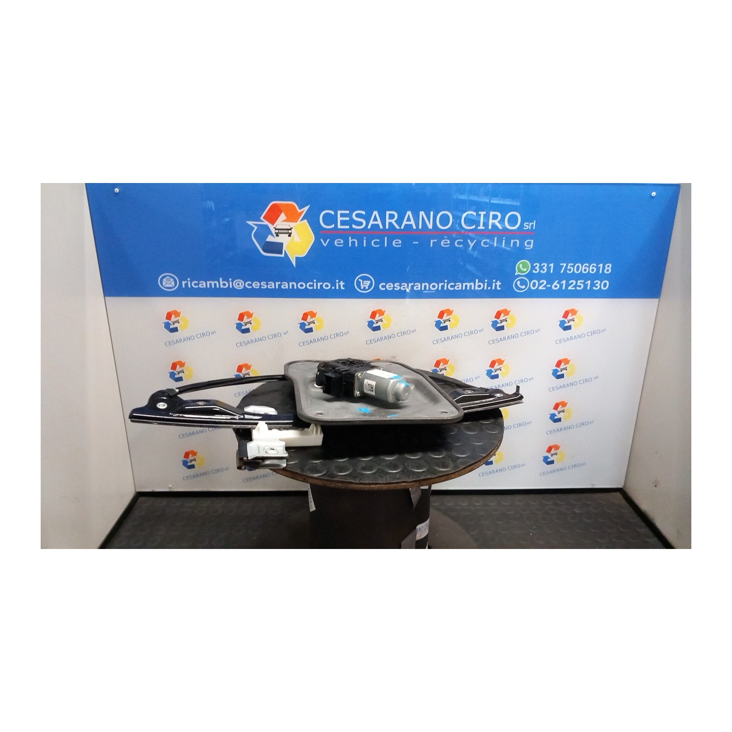 ALZACRISTALLO ELETTR. PORTA POST. SX. 011 SKODA FABIA (54) (04/07-03/15) CGP 5J4839461