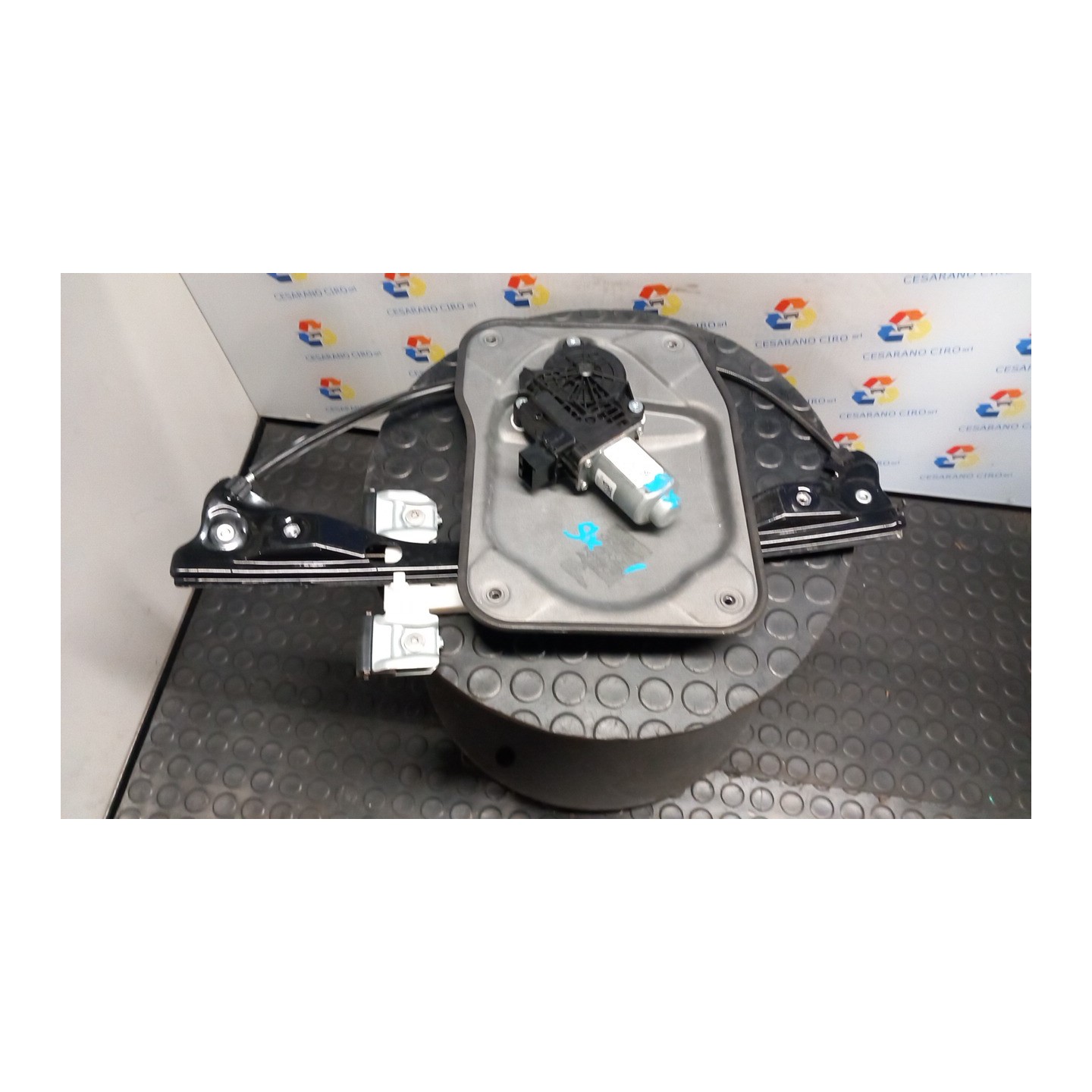 ALZACRISTALLO ELETTR. PORTA POST. SX. 011 SKODA FABIA (54) (04/07-03/15) CGP 5J4839461