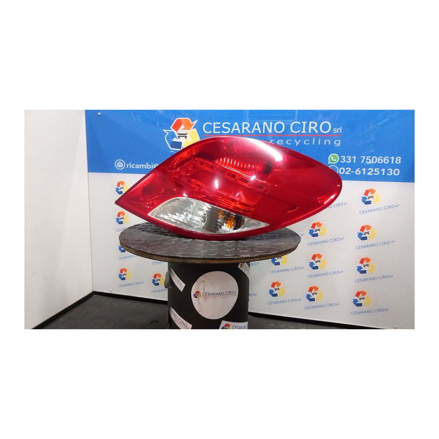 FANALE POST. DX. 037 PEUGEOT 207 (06/09-) 8FP 6351HQ