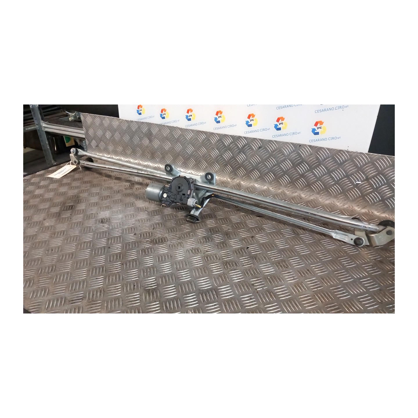 MECCANISMO TERGIPARABREZZA CON MOTORINO 045 OPEL MERIVA (S10) (04/10-) A17DTS 13250416