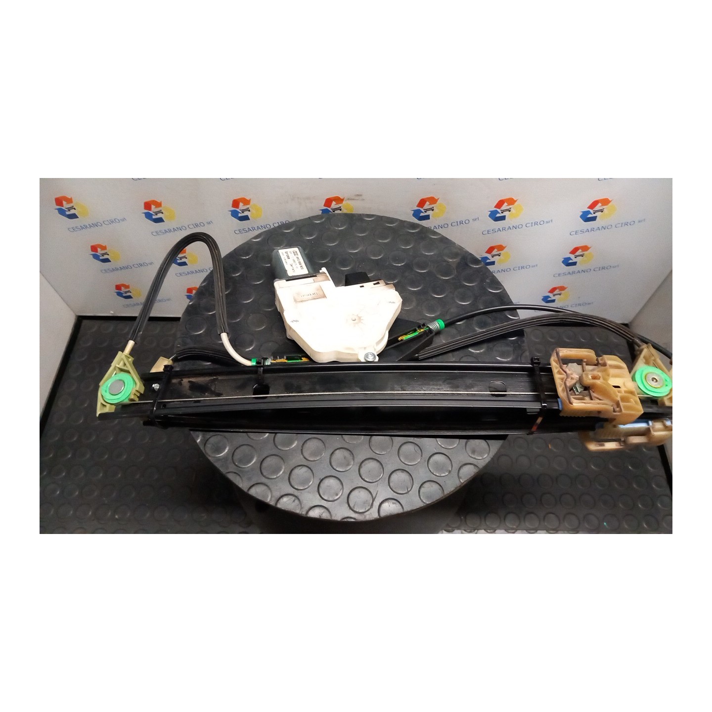 ALZACRISTALLO ELETTR. PORTA ANT. DX. 105 AUDI A4 (8K) (09/07-03/13) CAH 8K0837462E
