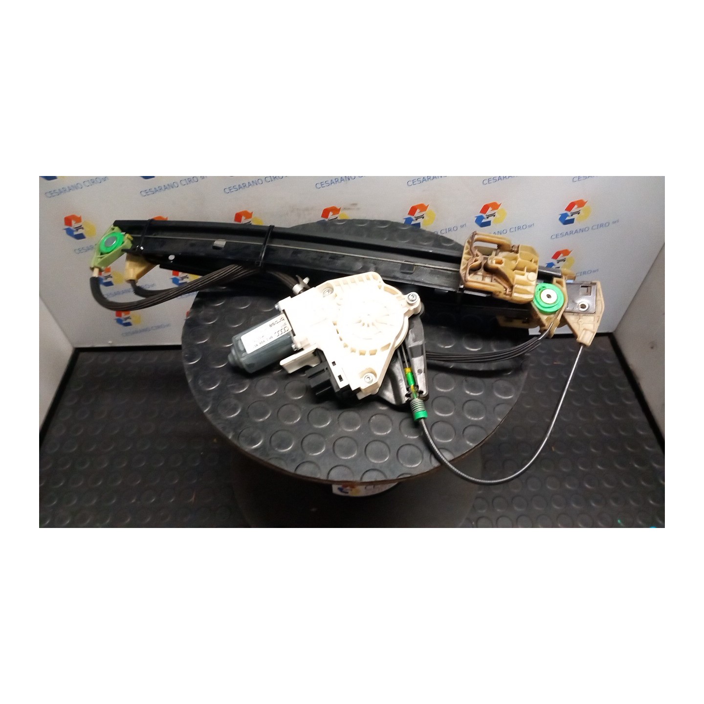 ALZACRISTALLO ELETTR. PORTA ANT. SX. 106 AUDI A4 (8K) (09/07-03/13) CAH 8K0837461E