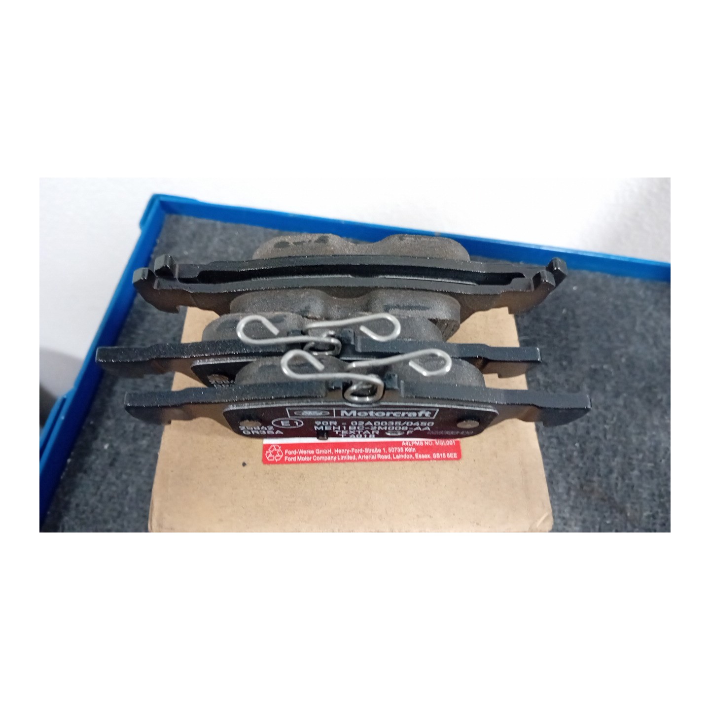 SERIE PASTIGLIE FRENI POST. 001 FORD FIESTA (CE1) (04/17-)  2426565