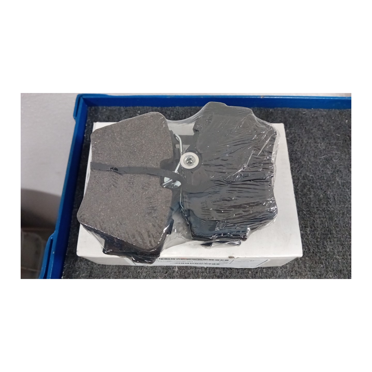 SERIE PASTIGLIE FRENI POST. 015 OPEL VIVARO COMBI (X82) (07/14-)  95599224