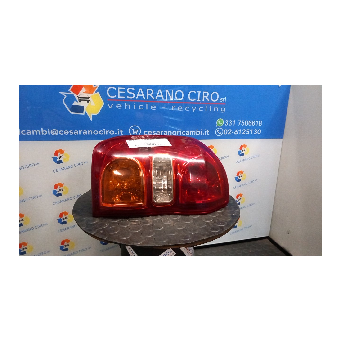 FANALE POST. SX. 039 TOYOTA RAV 4 2A SERIE (09/00-01/06) 1CDFTV 8156142040