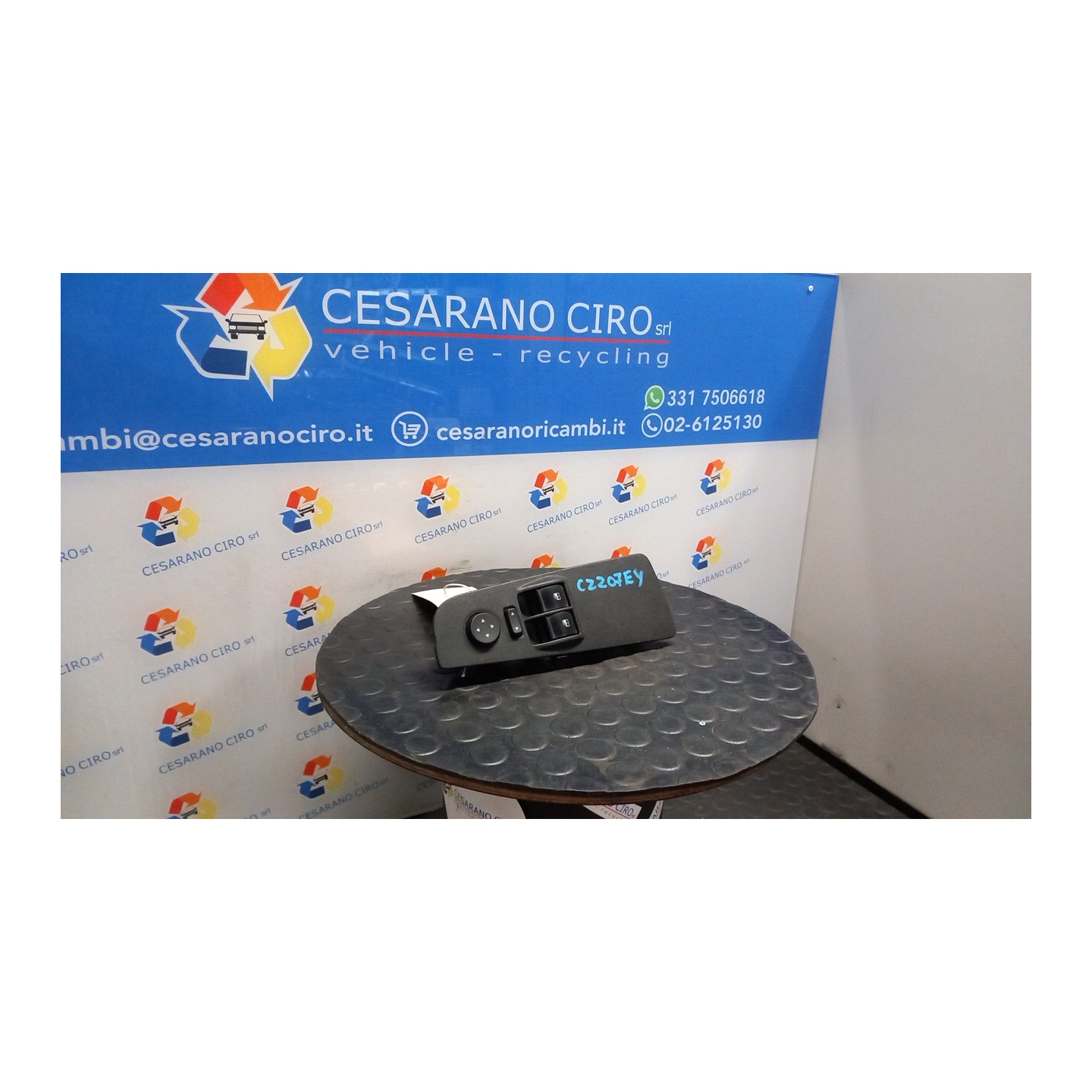 BLOCCO COMANDI ALZACRISTALLI E RETROVISORI EST. ALZACRISTALLO ELETTRICO POST SX. 050 FIAT GRANDE PUNTO (2Y) (06/05-12/08 199A200