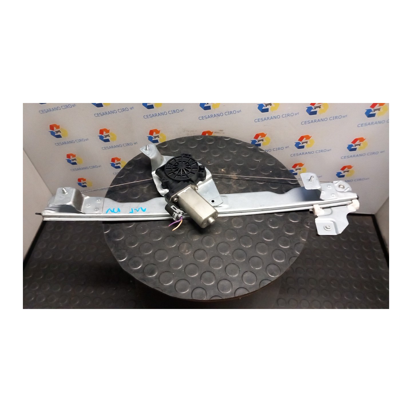 ALZACRISTALLO ELETTR. PORTA ANT. CON MOTORINO DX. 060 DACIA SANDERO (07/08-04/13) K9KE8 8200733828