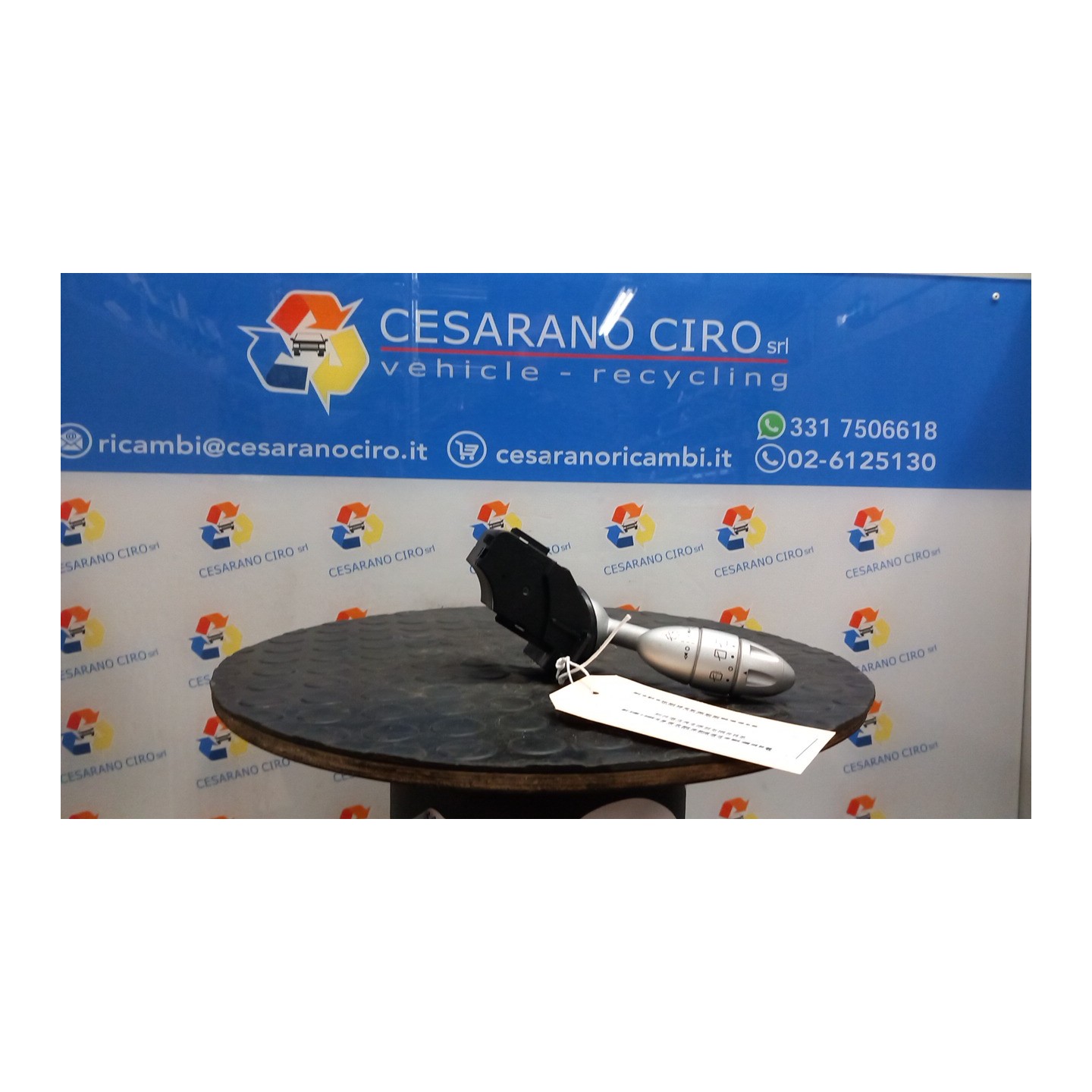 BLOCCO COMANDI TERGICRISTALLI 118 MINI MINI (R50/R53) (07/01-07/06) 1ND 61311489484