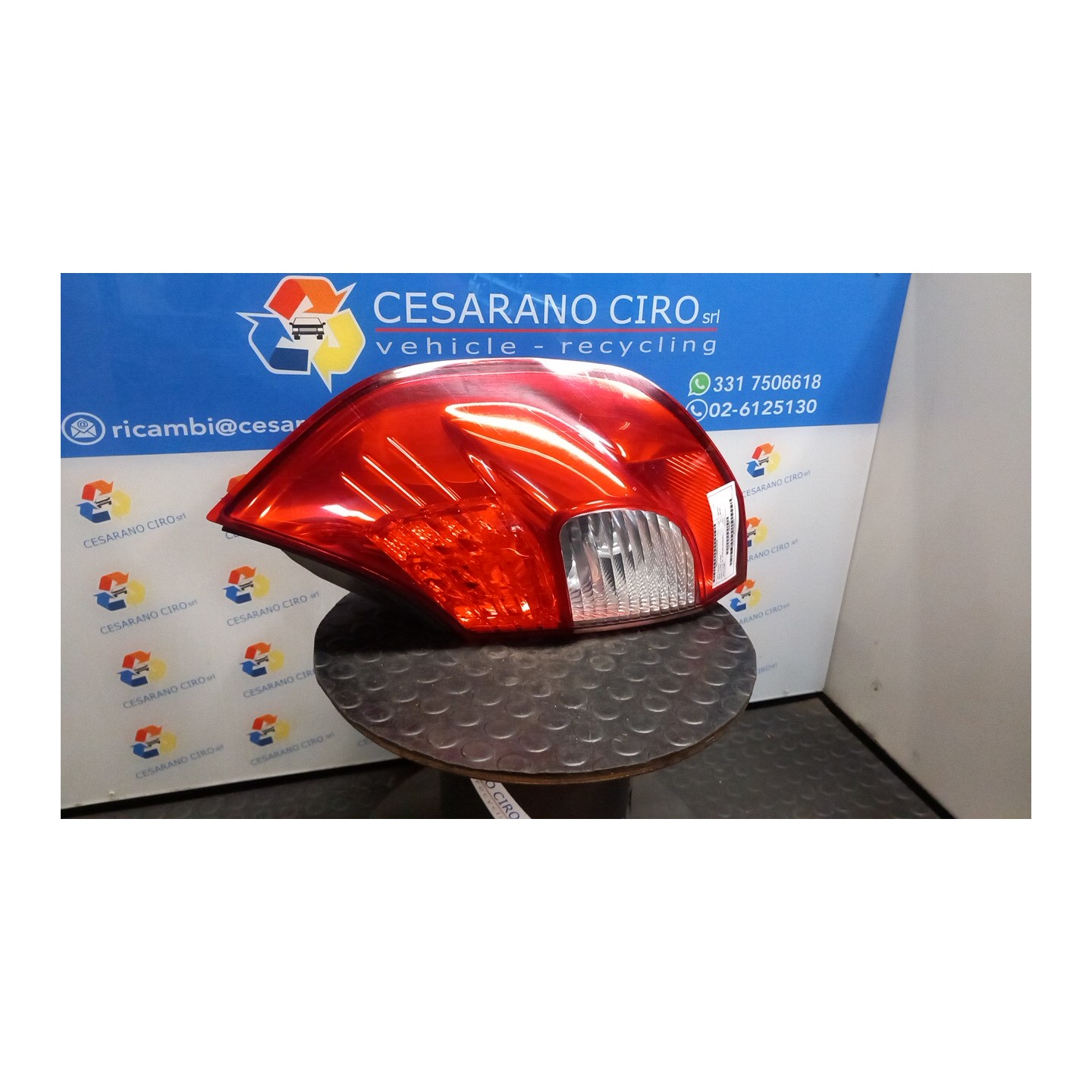 FANALE POST. DX. 145 RENAULT SCENIC 2A SERIE (06/03-08/09) K4M87 8200493375