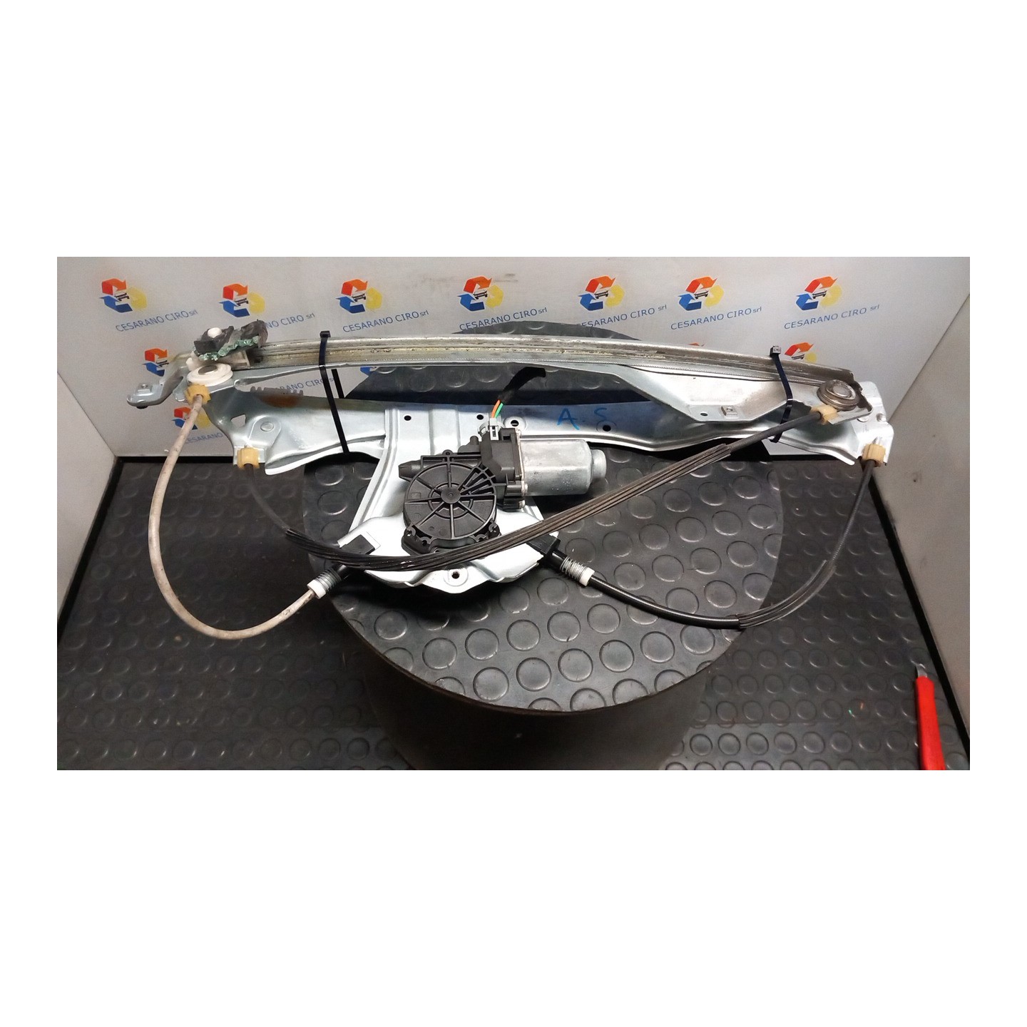 ALZACRISTALLO ELETTR. PORTA ANT. C/MOROTINO A IMPULSI SX. 031 RENAULT CLIO 3A SERIE (05/09-) D4FD7 8200843592